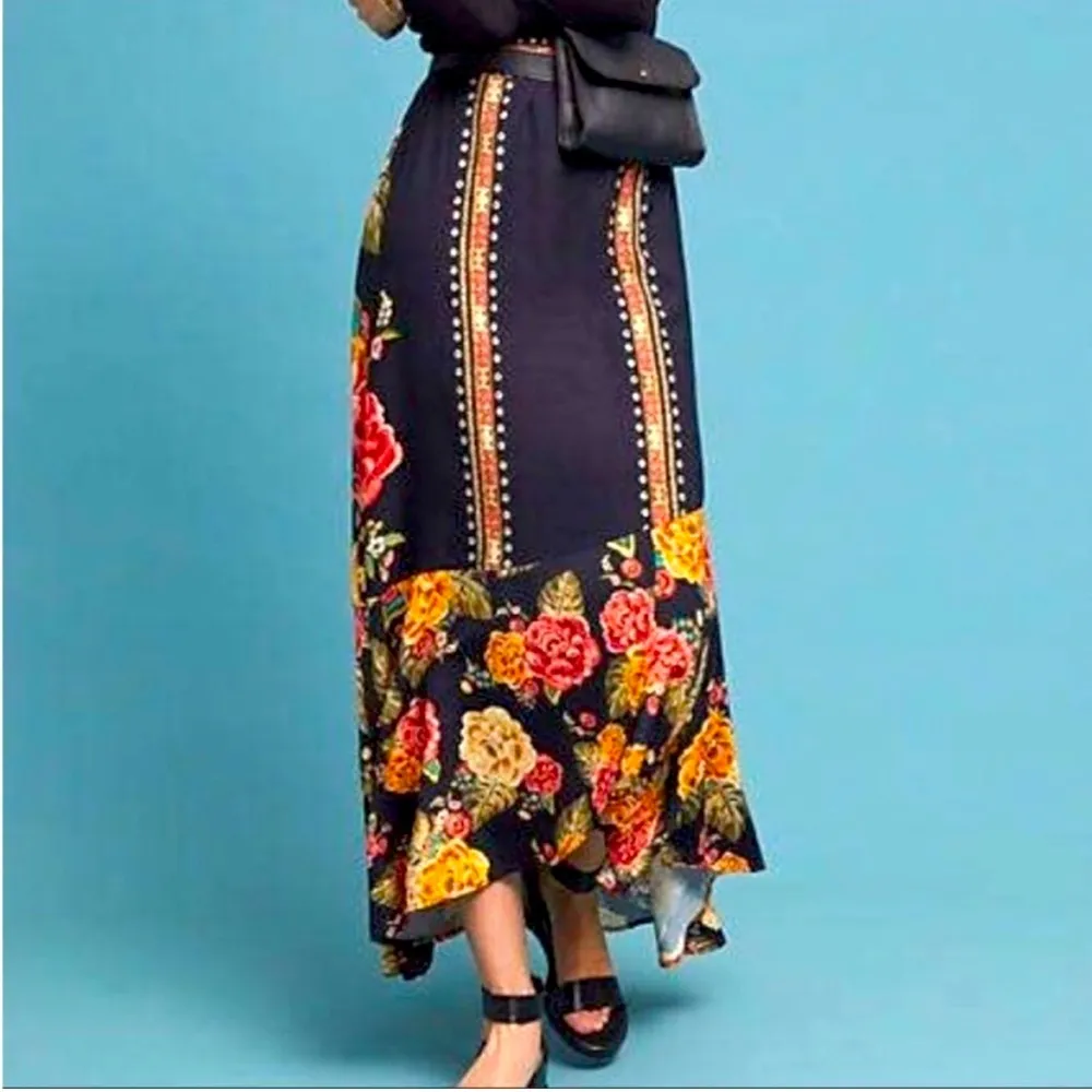 NWOT Anthropology Farm Rio black skirt w/ floral pattern asymmetrical hem small - Image 2