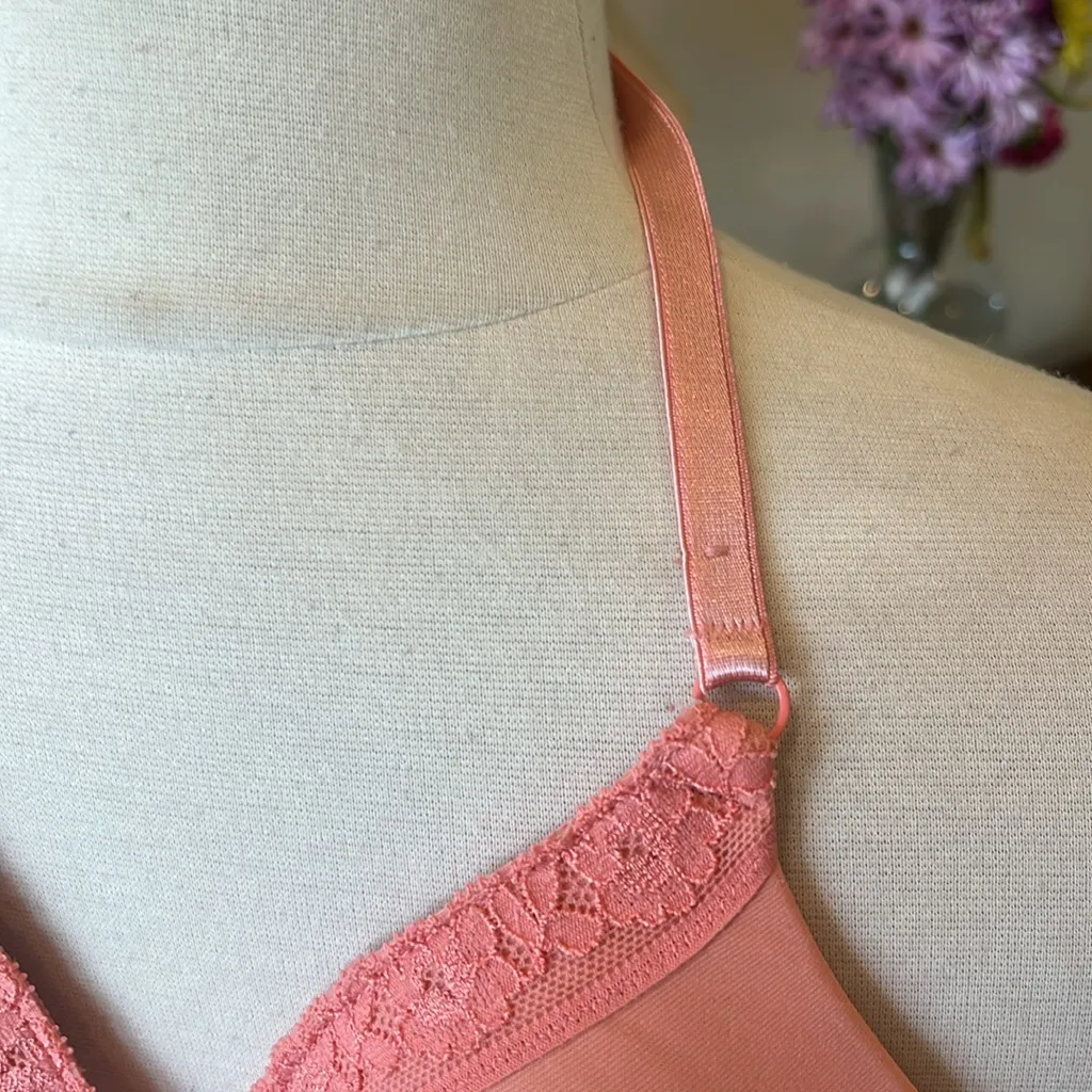 Lacey Peach Halter Bra Size 30 Orange - Image 4