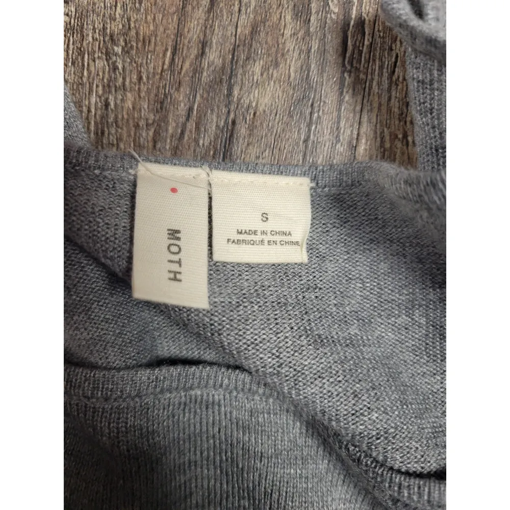 Moth Anthropologie Thin Solid Gray Round Neck Pullover Sweater Small - Image 2