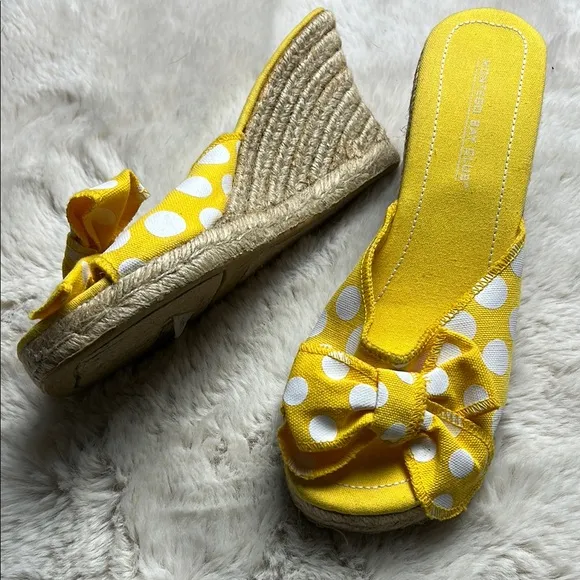Montego Bay Club Yellow Polka Dot Wedge Espadrille Sandals Size 10 - Image 2