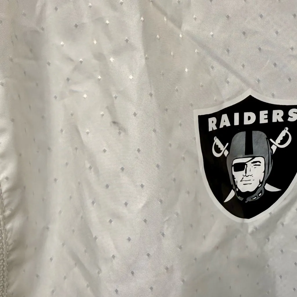 Las Vegas Raiders White Hooded Windbreaker Jacket – Men’s/Women’s (Unisex Fit) - Image 7