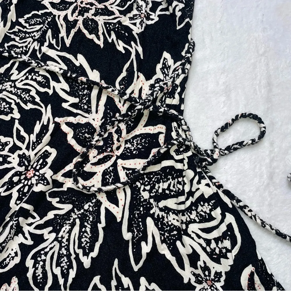 MOTHERHOOD maternity tunic tank, braided floral top with belt small - Image 2