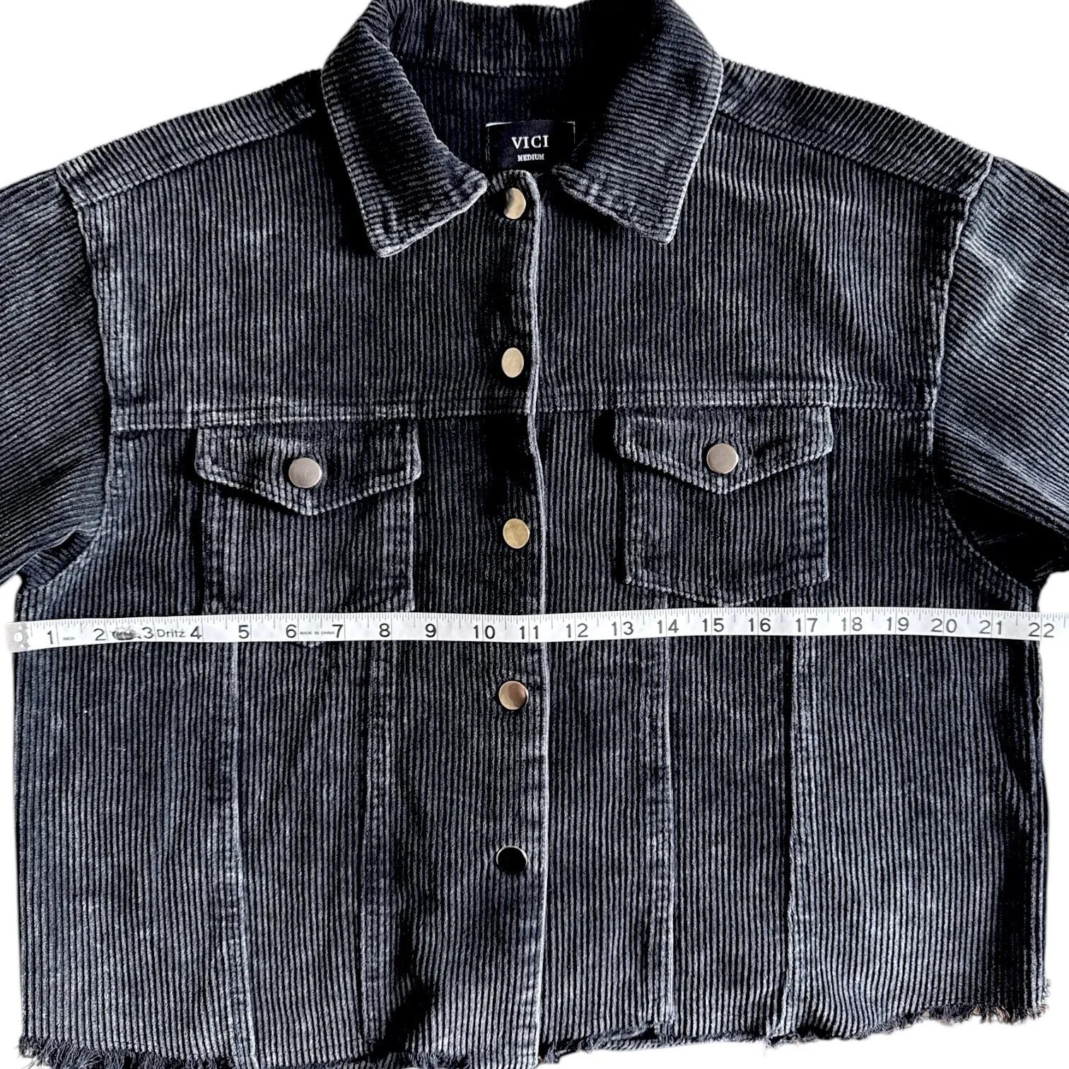 VICI ‎ Corduroy Jacket Distressed Hem Button Front Black Jean Jacket Medium - Image 5