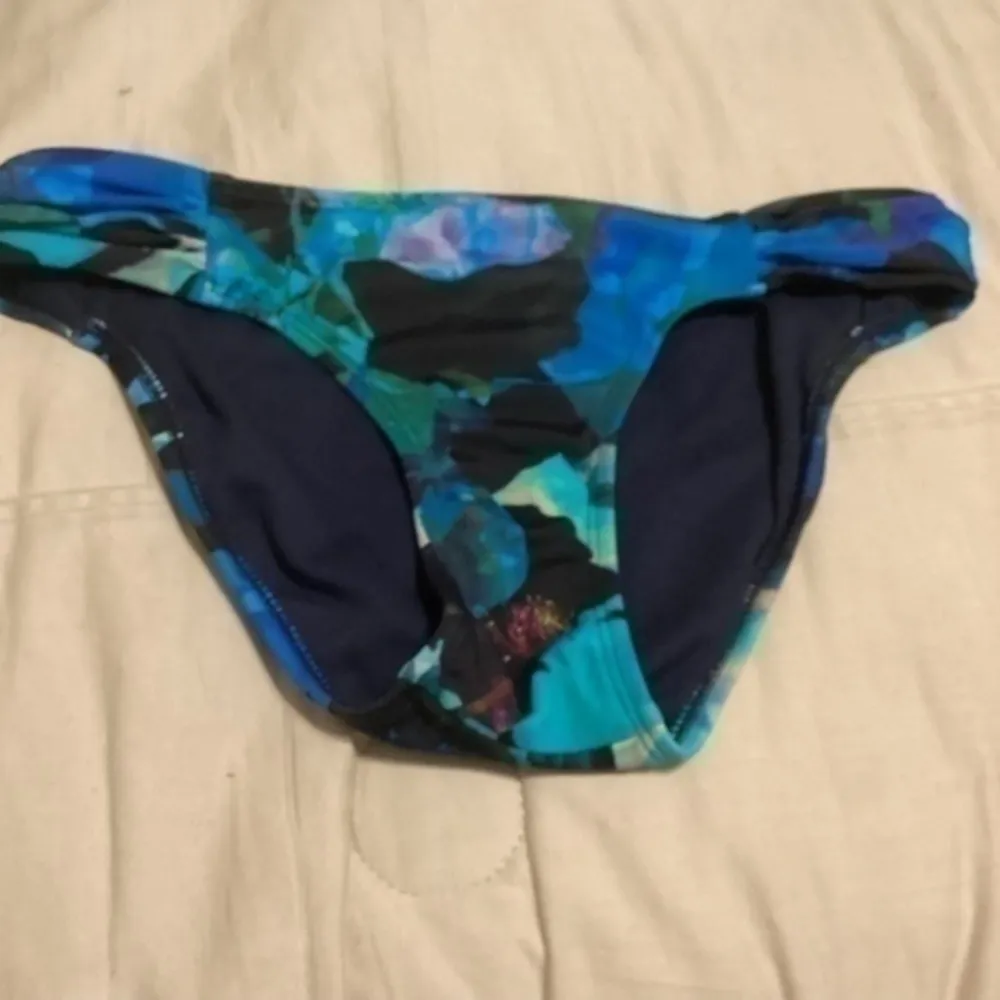 Athleta XXS bikini bottoms - Image 9