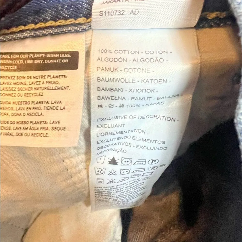 Levi’s low pro straight jeans ripped knee Sz 28 - Image 7