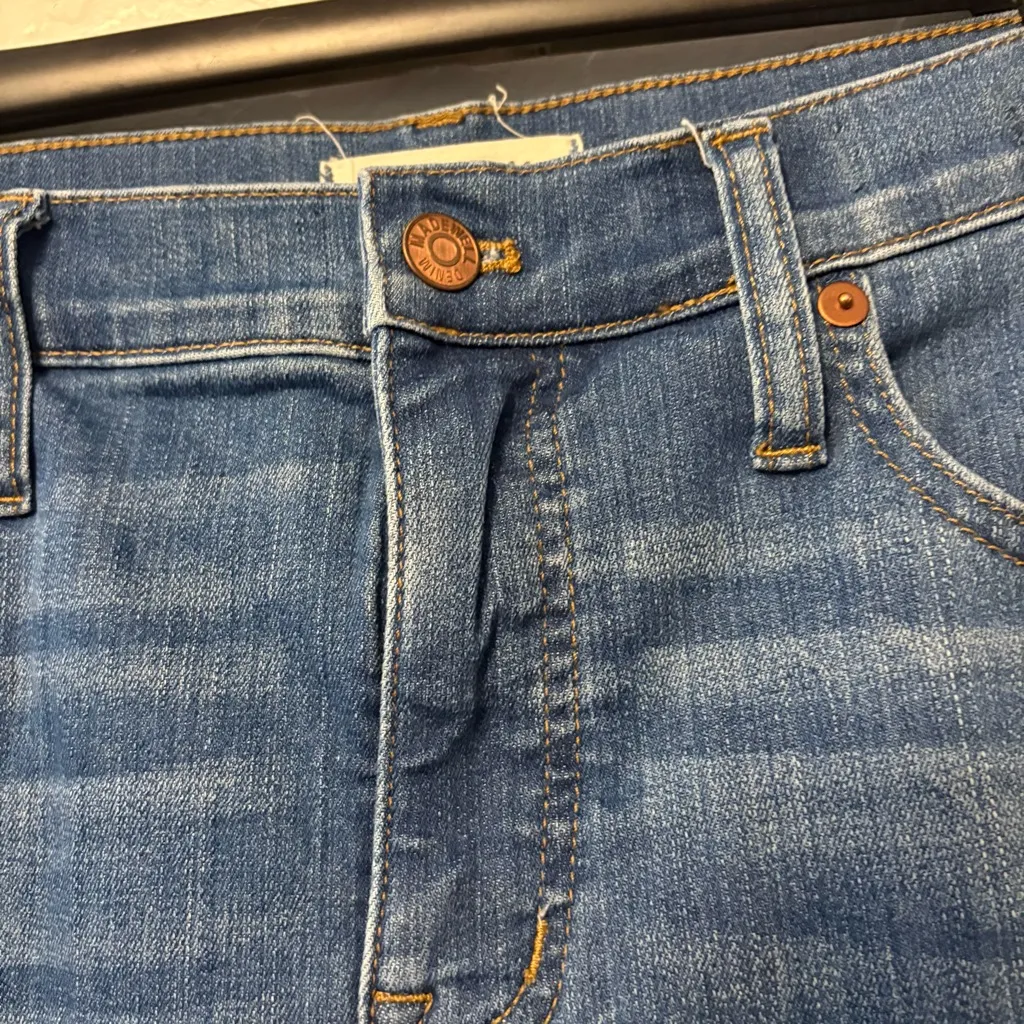 Madewell 9" high-rise skinny medium wash jeans with slits at ankles size 31 - Image 3