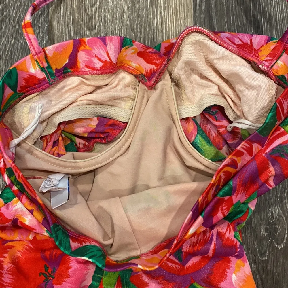 Vintage 90s  swimsuit floral bright tropical slimming Small - Image 10