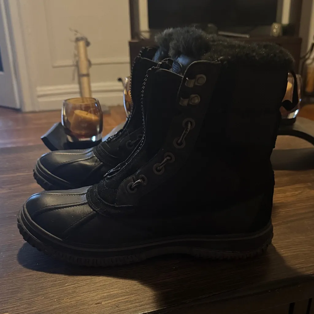 Pajar Black Winter Boots with Fur Lining - Image 3