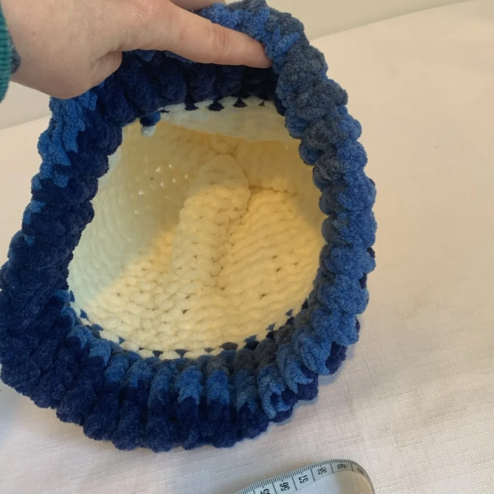 Chunky Hand Knit Winter Hat Off White with Blue Trim Women’s Men’s Boys Girls - Image 2