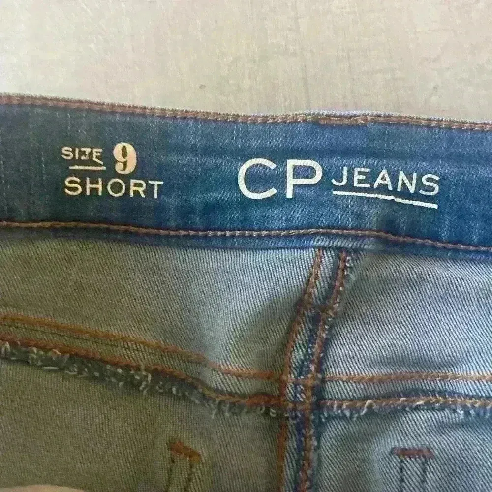 CP Jeans Sz 9 Denim Shorts Cuffed Exc Con - Image 5