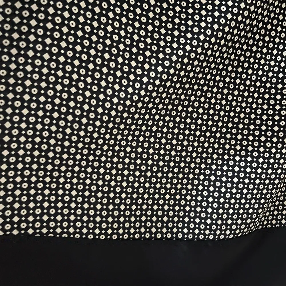 Ann Taylor LOFT Navy Blue Printed Sleeveless Blouse Tank - M - Image 4