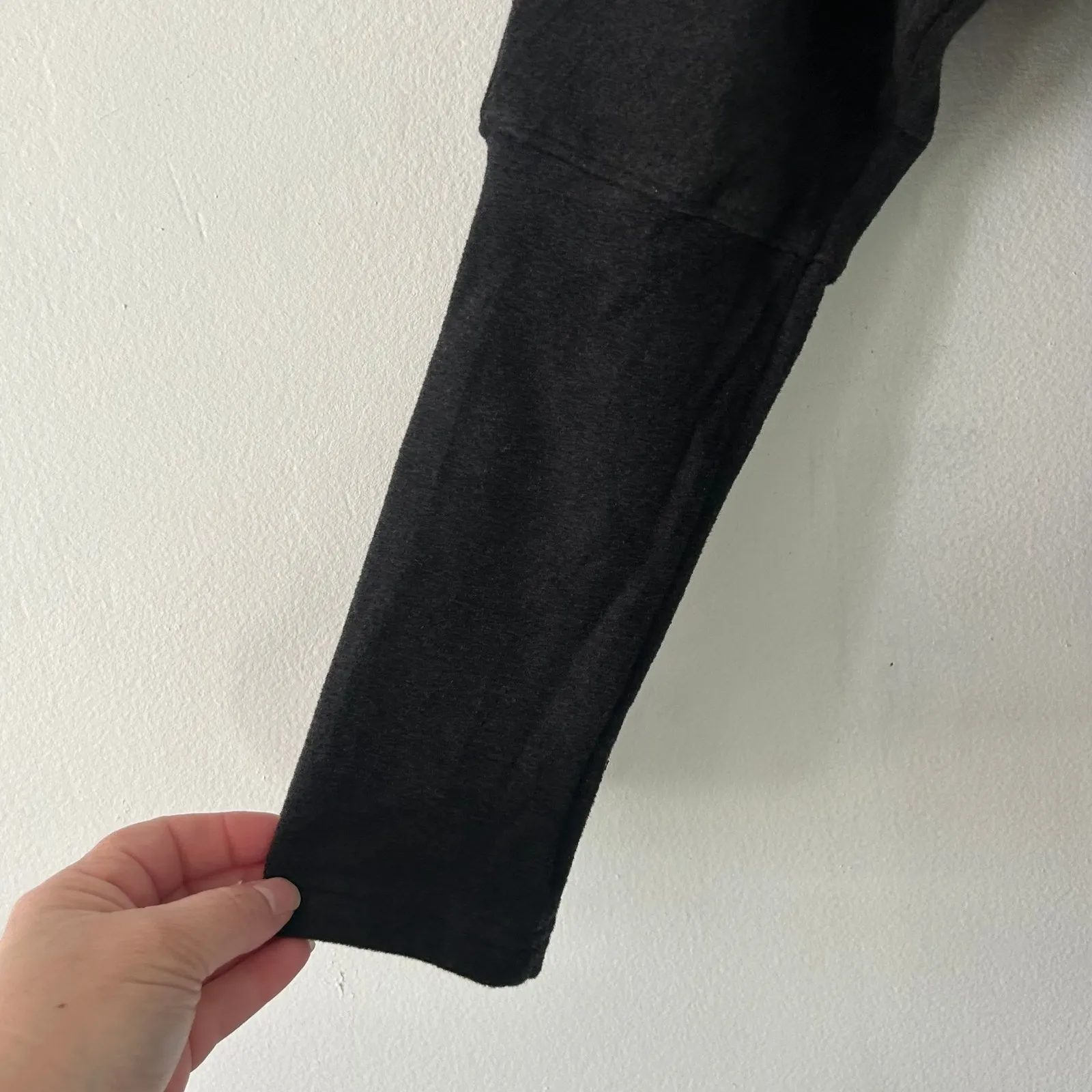 OGL Women's MaxWarm Boatneck Asymmetrical Hem Soft Knit Top S Small New Gray - Image 4