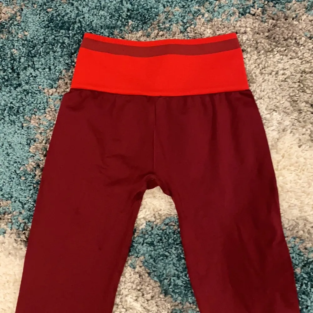 Fabletics Crimson Cool High Waist Seamless Legging - Image 6