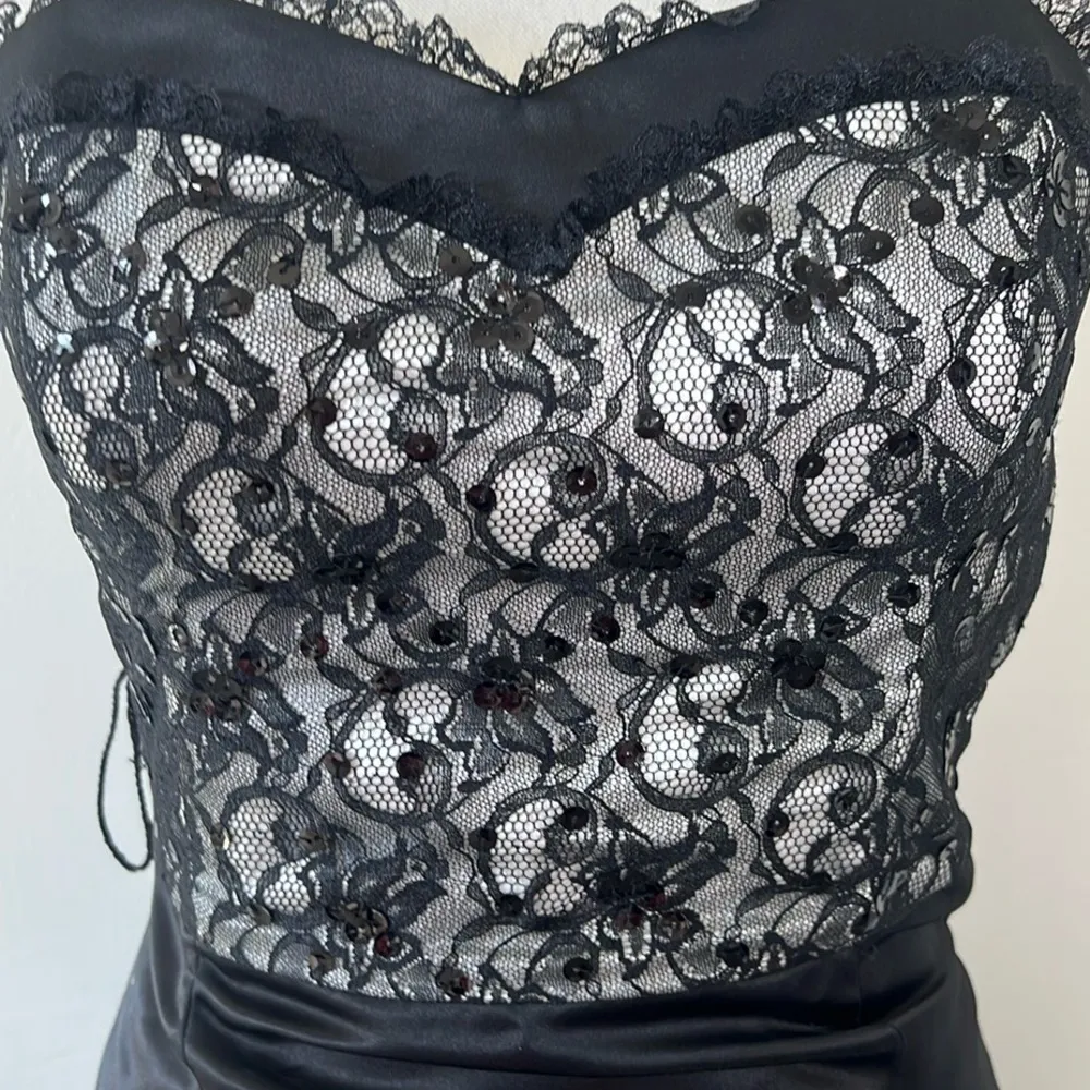 Betsey Johnson Cocktail Dress - Image 2