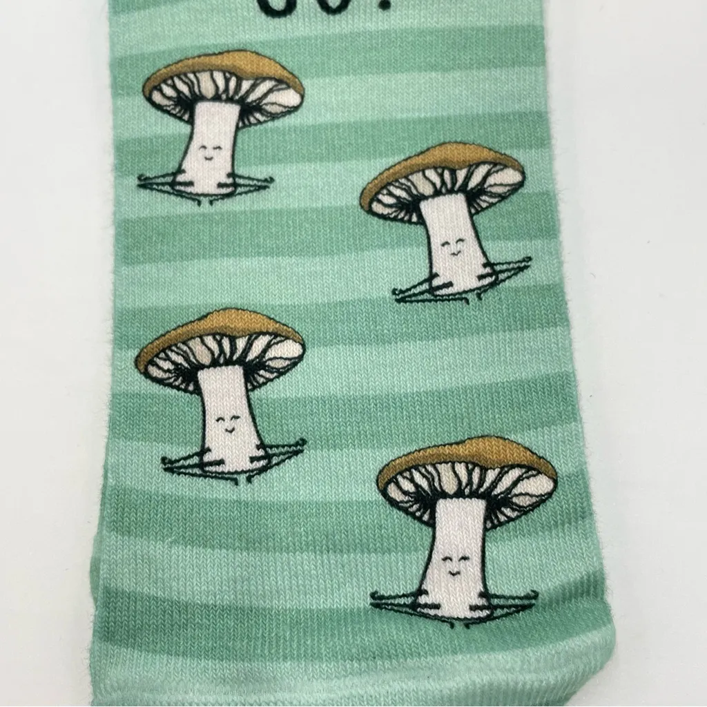 Let That Shitake Go Socks Mushroom Novelty Unisex Pun Green Stripe One Size NWT‎ - Image 6
