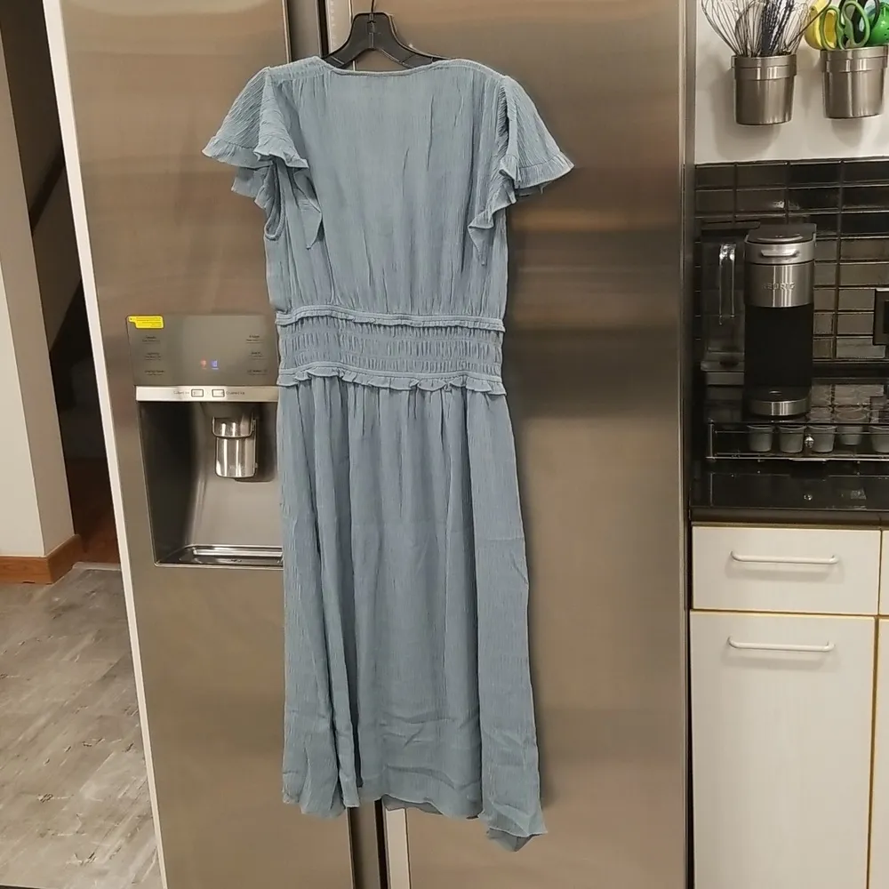 💕CURRENT AIR💕 Pleated Smocked Waist Midi Dress Medium M NWT - Image 2