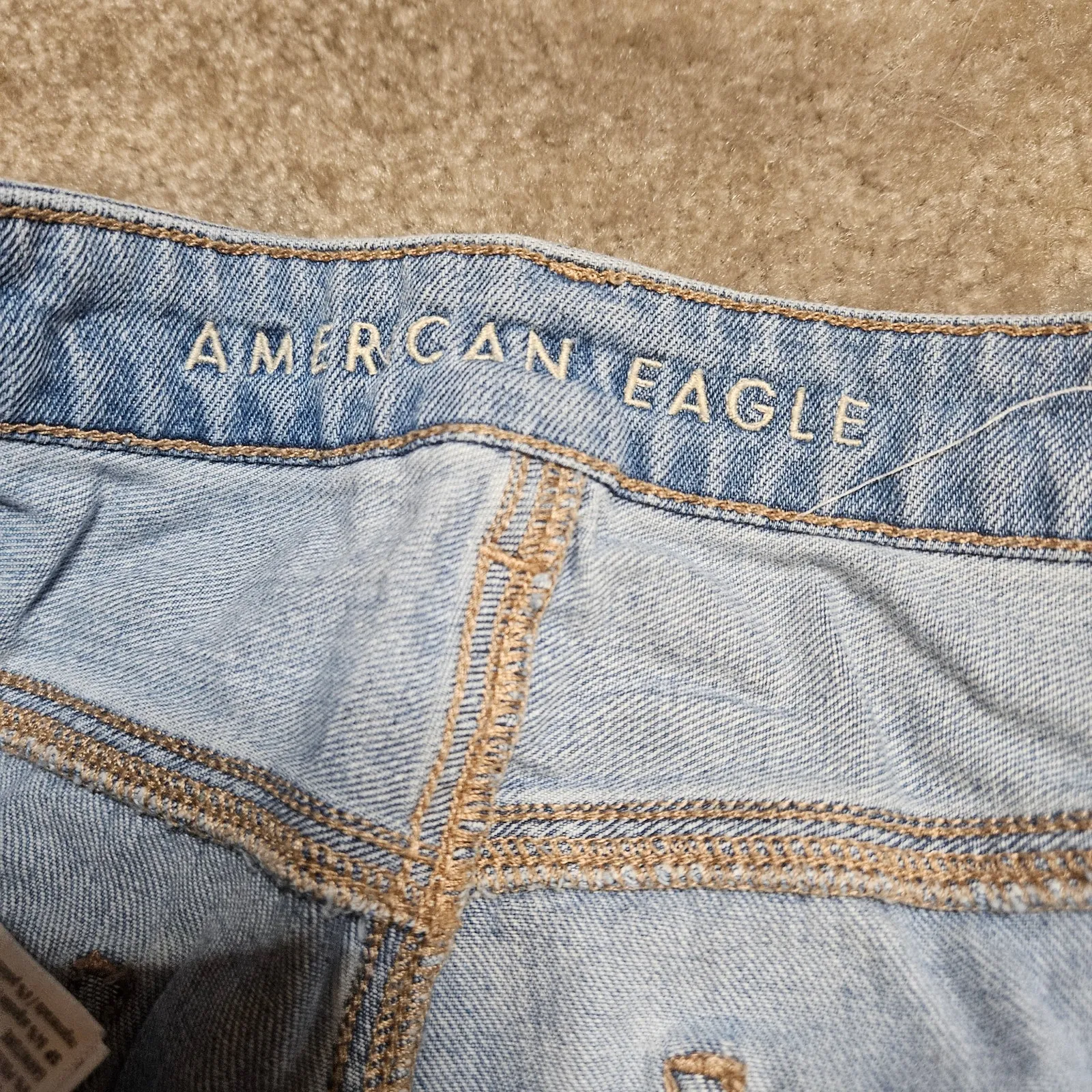 American Eagle AEO Size 14 Short Distressed Light Blue Jeans - Image 10