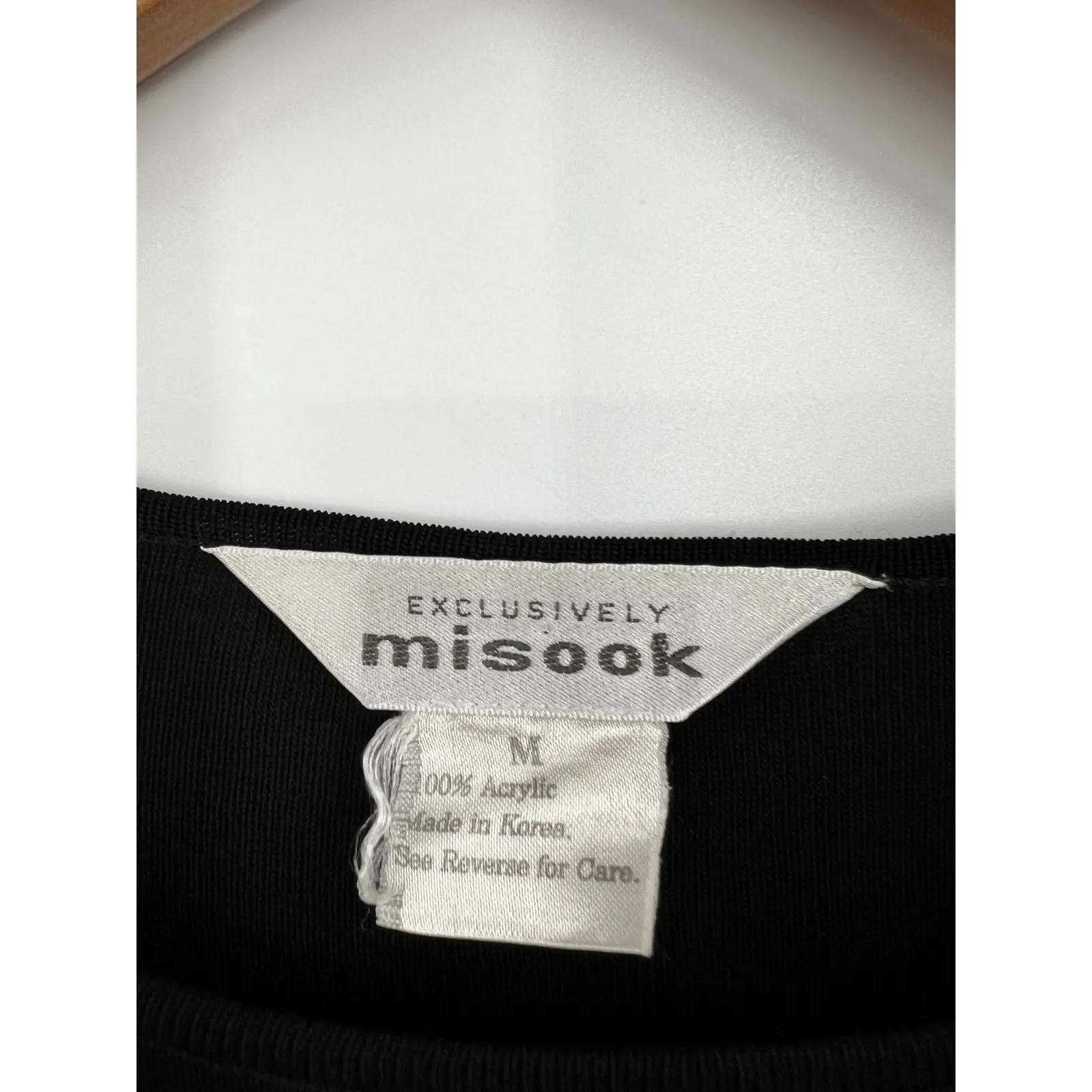 Misook Dress Black Short Sleeve Crewneck Knit Knee Length Shift Sz M‎ - Image 2