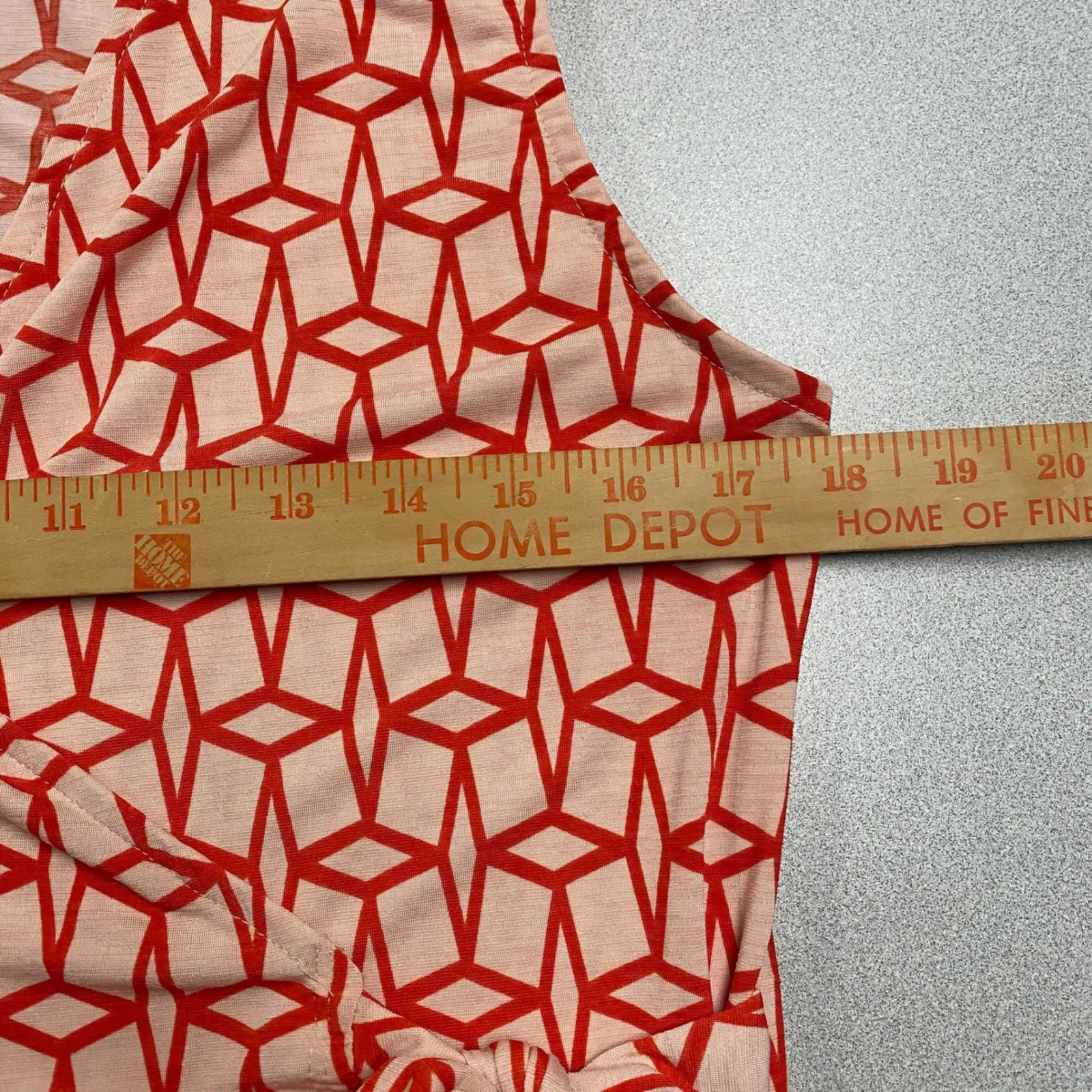 41 Hawthorn Sleeveless Wrap Stretch Top Coral Geometric Print Tie Waist Size L Orange - Image 8
