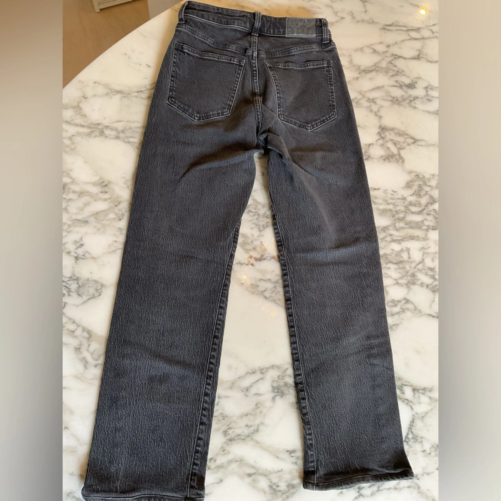 EUC Madewell Curvy 90s Black Wash Straight Jeans Sz 26  - NM273 - broken zipper - Image 3