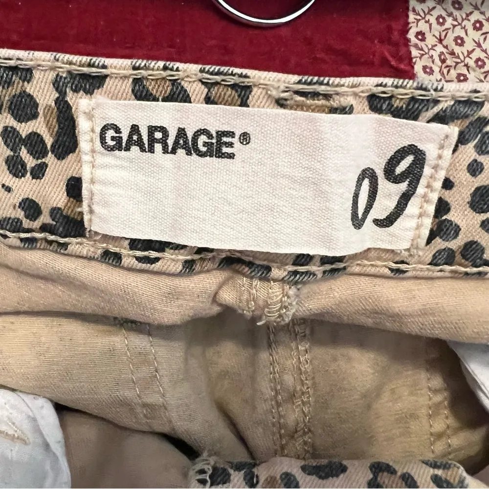 Garage  High Rise Jeans Animal Print - Image 10