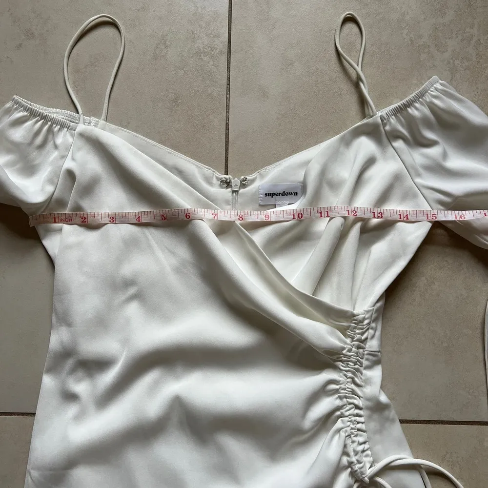Superdown White Off the Shoulder Wrap Dress Size XS - Image 9