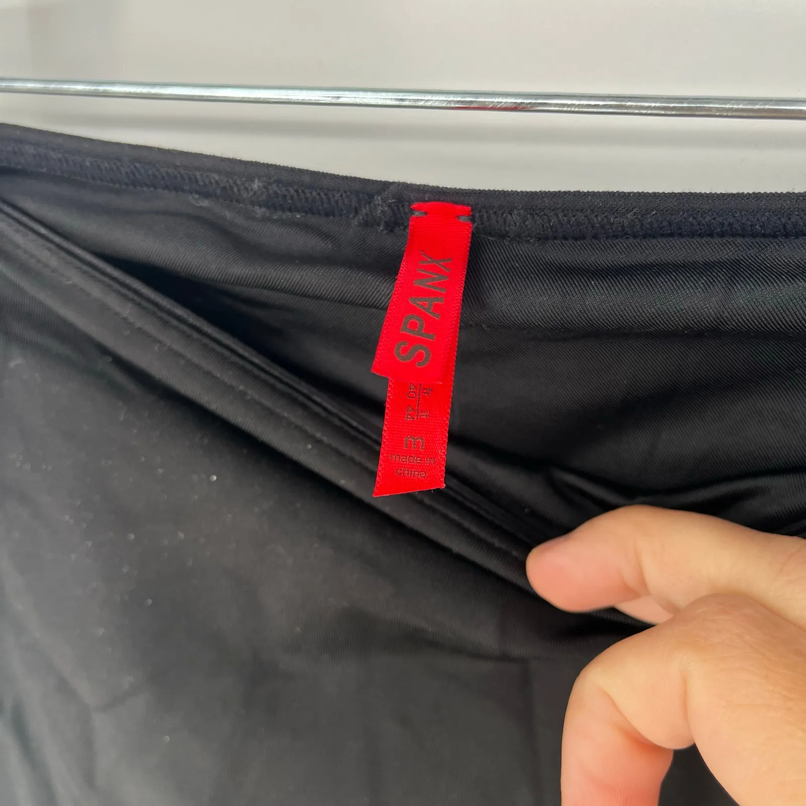 SPANX Slimplicity Black Bike Shorts Women's Size Medium - Image 3