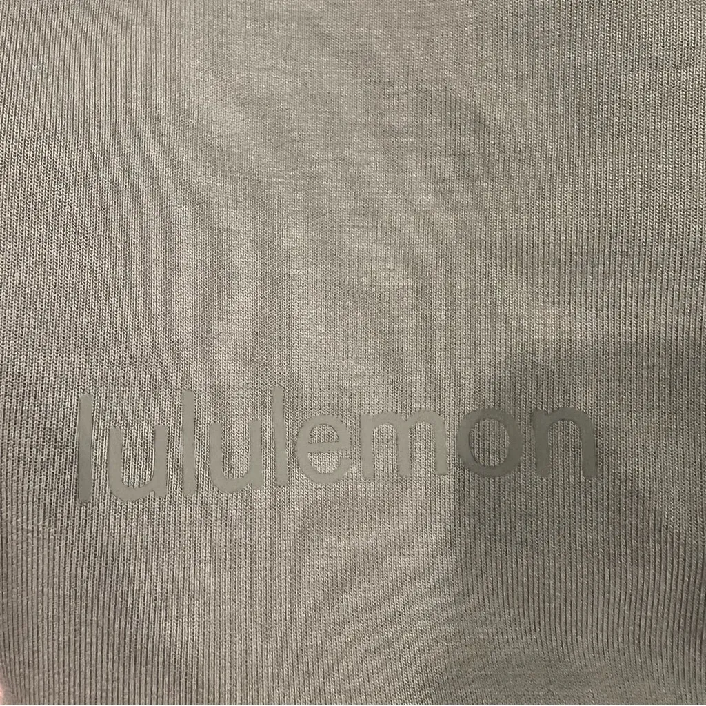 Lululemon Softstream Perfectly Cropped Sage Green Sweatshirt Size 4 - Image 10