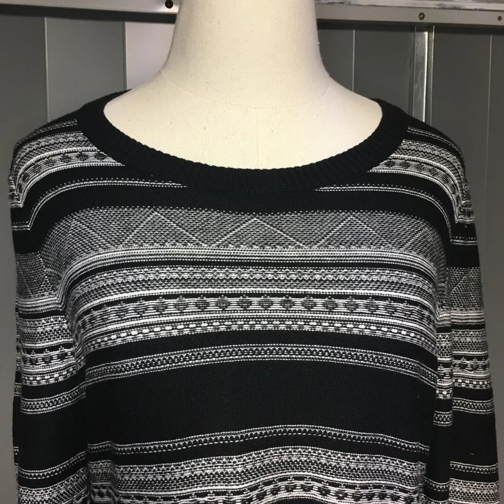 Black White Striped Pullover Sweater, Large NWT - Image 2