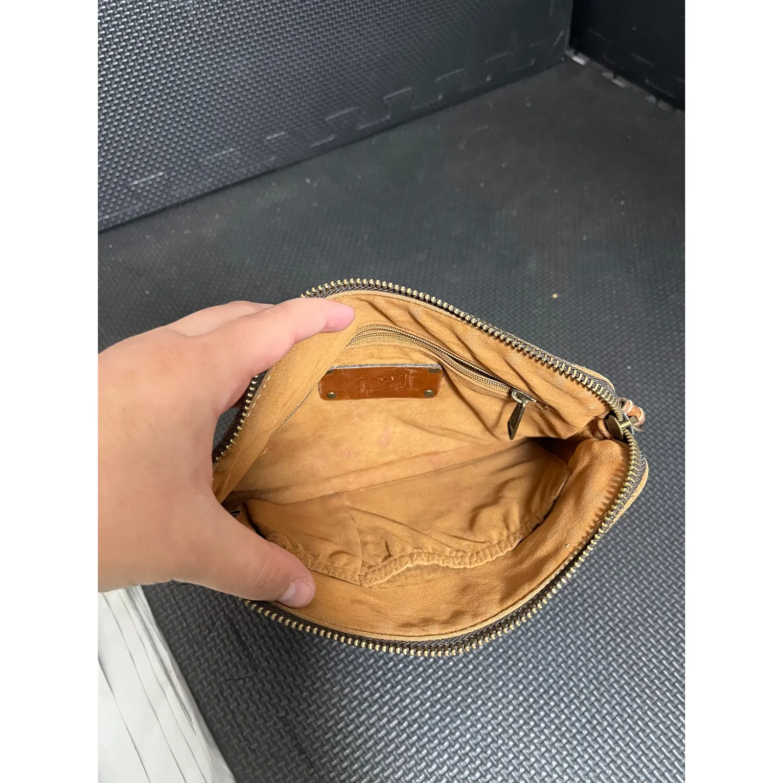 Patricia‎ Nash CASSINI BURNISHED TOOLED Wristlet Brown Leather Bag Purse Boho - Image 5