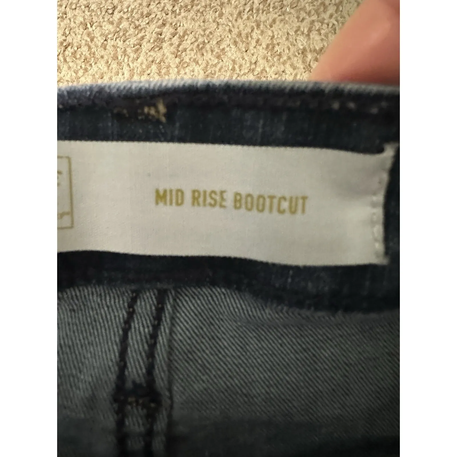 Signature Levi Strauss Gold Label Jeans Women's 36W 32L Mid-Rise Bootcut‎ - Image 3