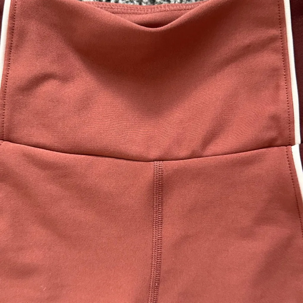 YPB Biker Shorts XS Brown - Image 4