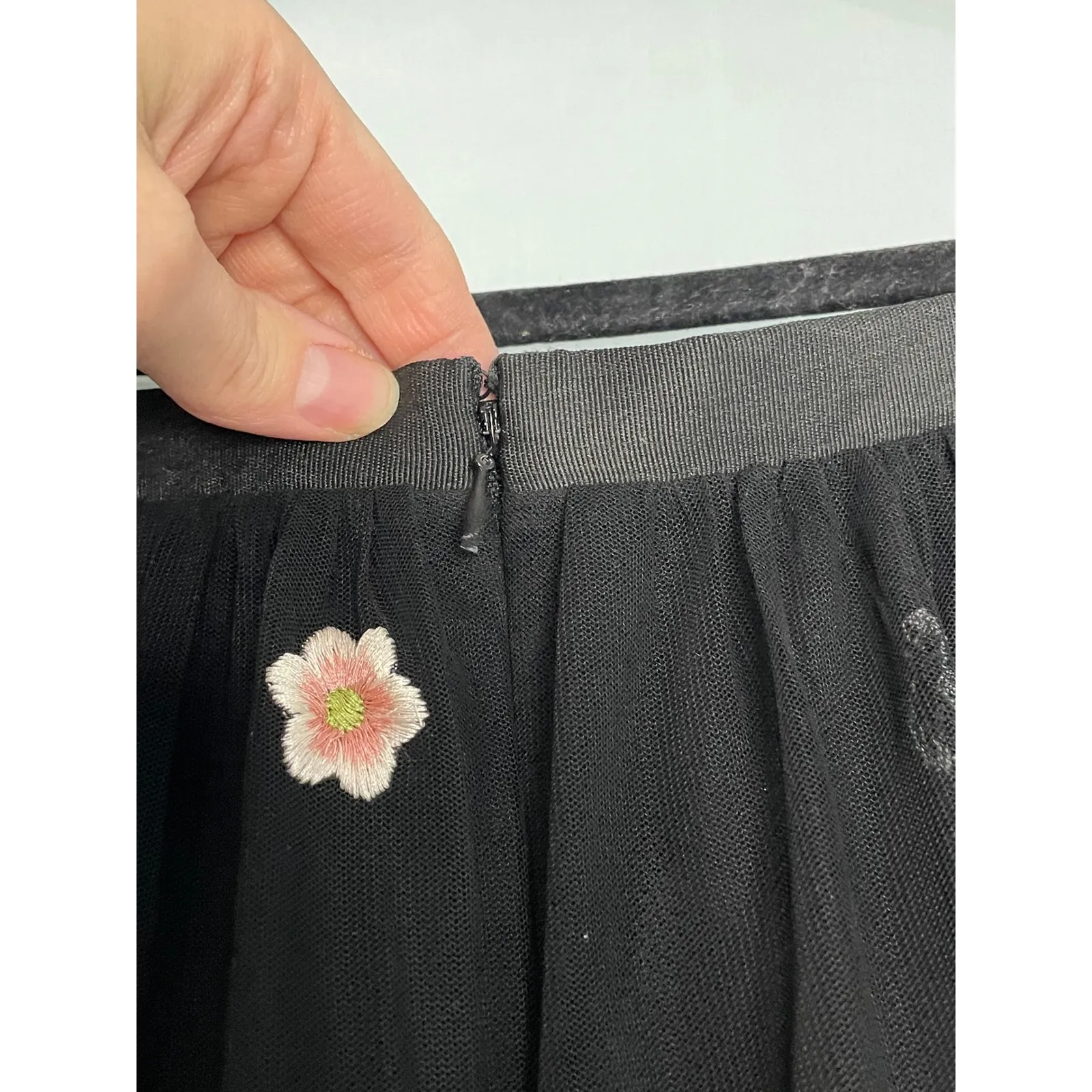 Black Tulle Embroidered Floral Midi Skirt Women's Size 0 - Image 6