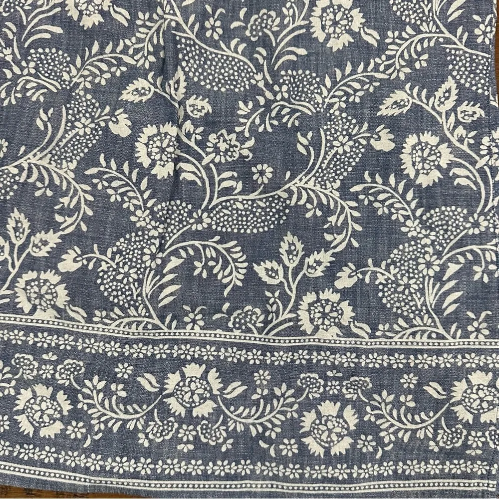 NEW Lands End Floral Denim Short‎ Sleeve Top shirt Blouse  Small - Image 4