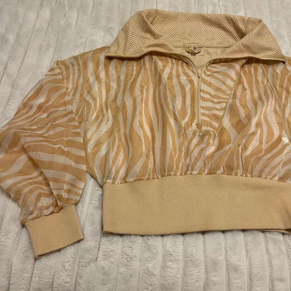 Free People Movement Tan Zebra Print half zip windbreaker - Image 3
