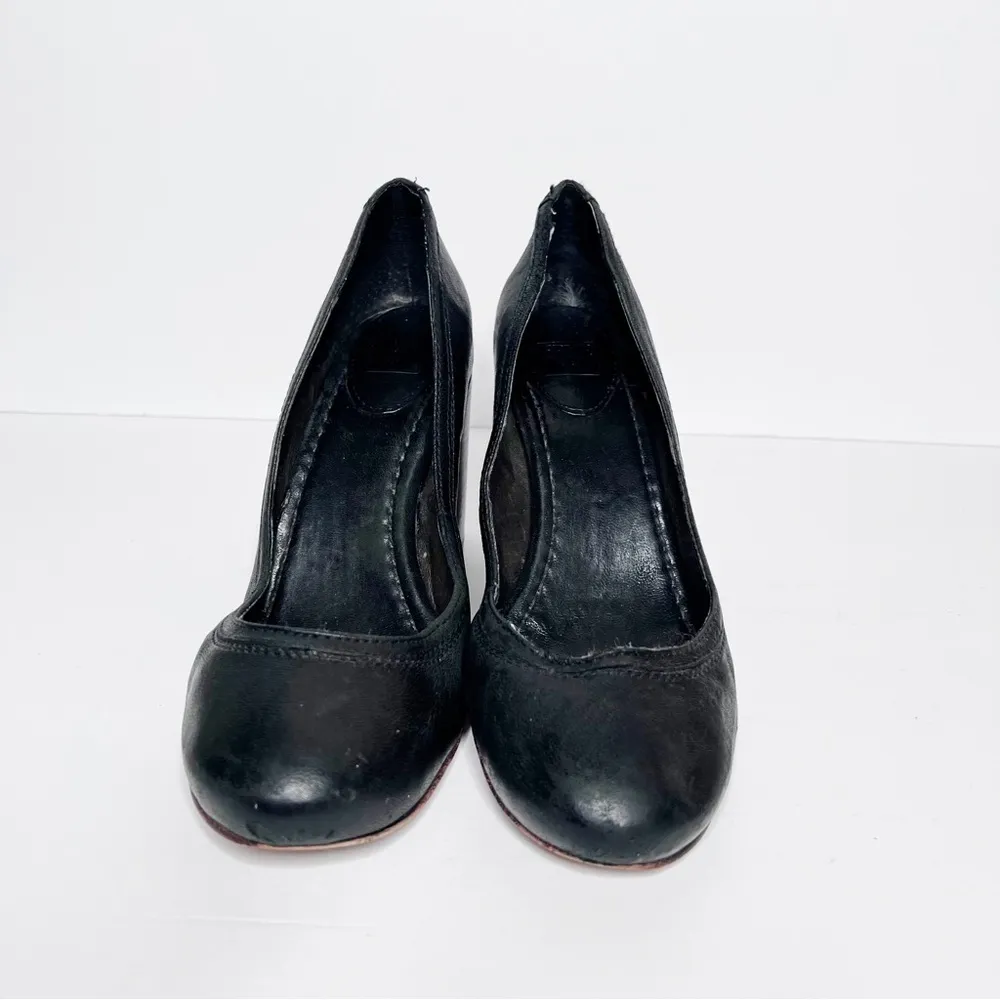 Frye Carson Mid Heel Pump Black Leather Women’s Size 9 Shoes - Image 4