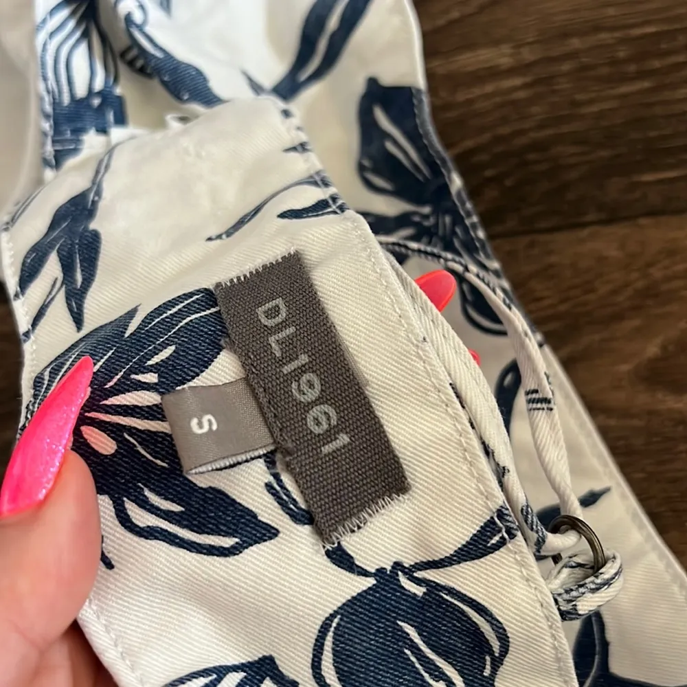 DL1961 Fleur Crop Top - Image 5