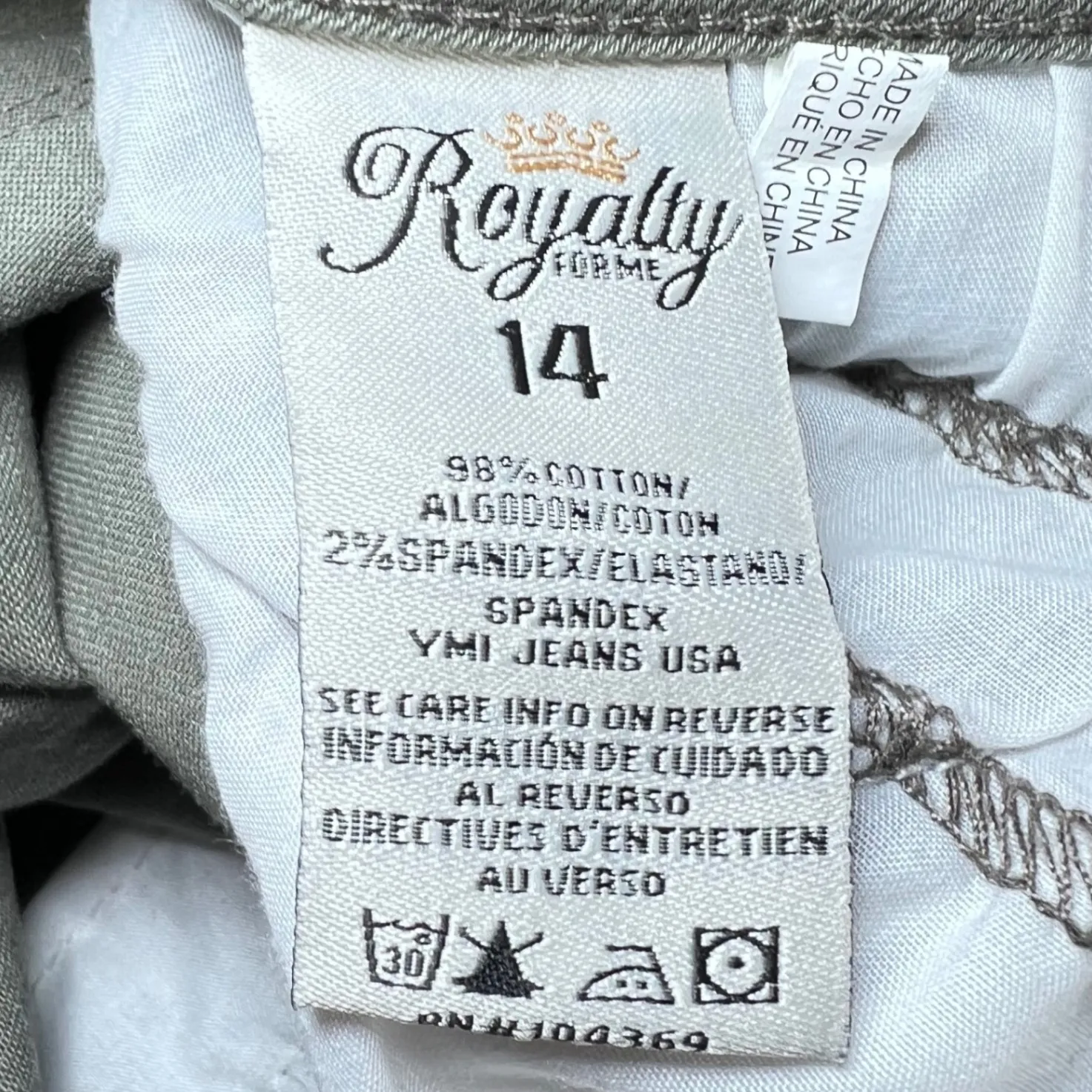 Royalty for Me WannaBettaButt Capri Pants Womens 14 Beige Comfort Cropped New Green - Image 4