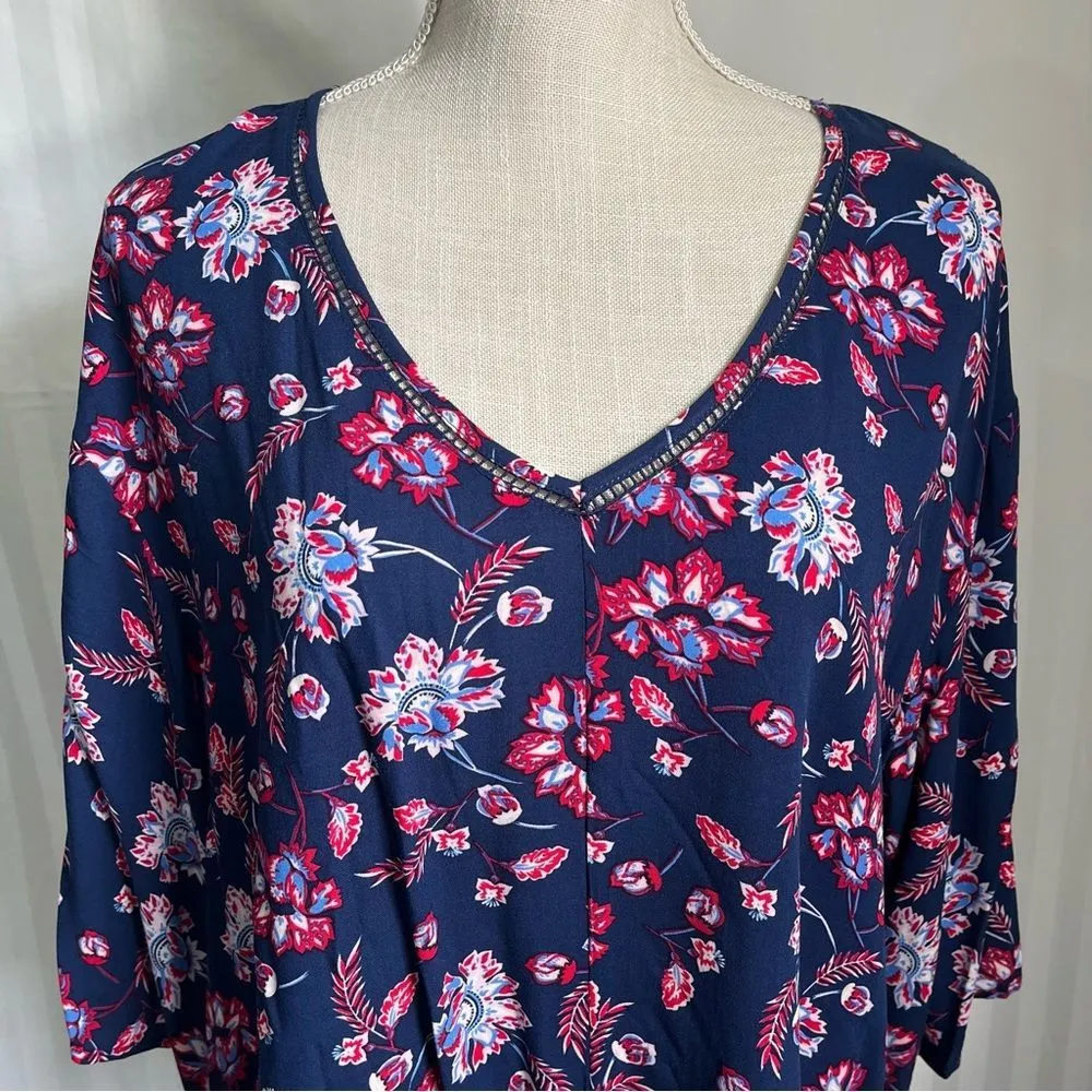 Como Vintage Red White and Blue Floral Print Lightweight Popover Women’s Size M - Image 3