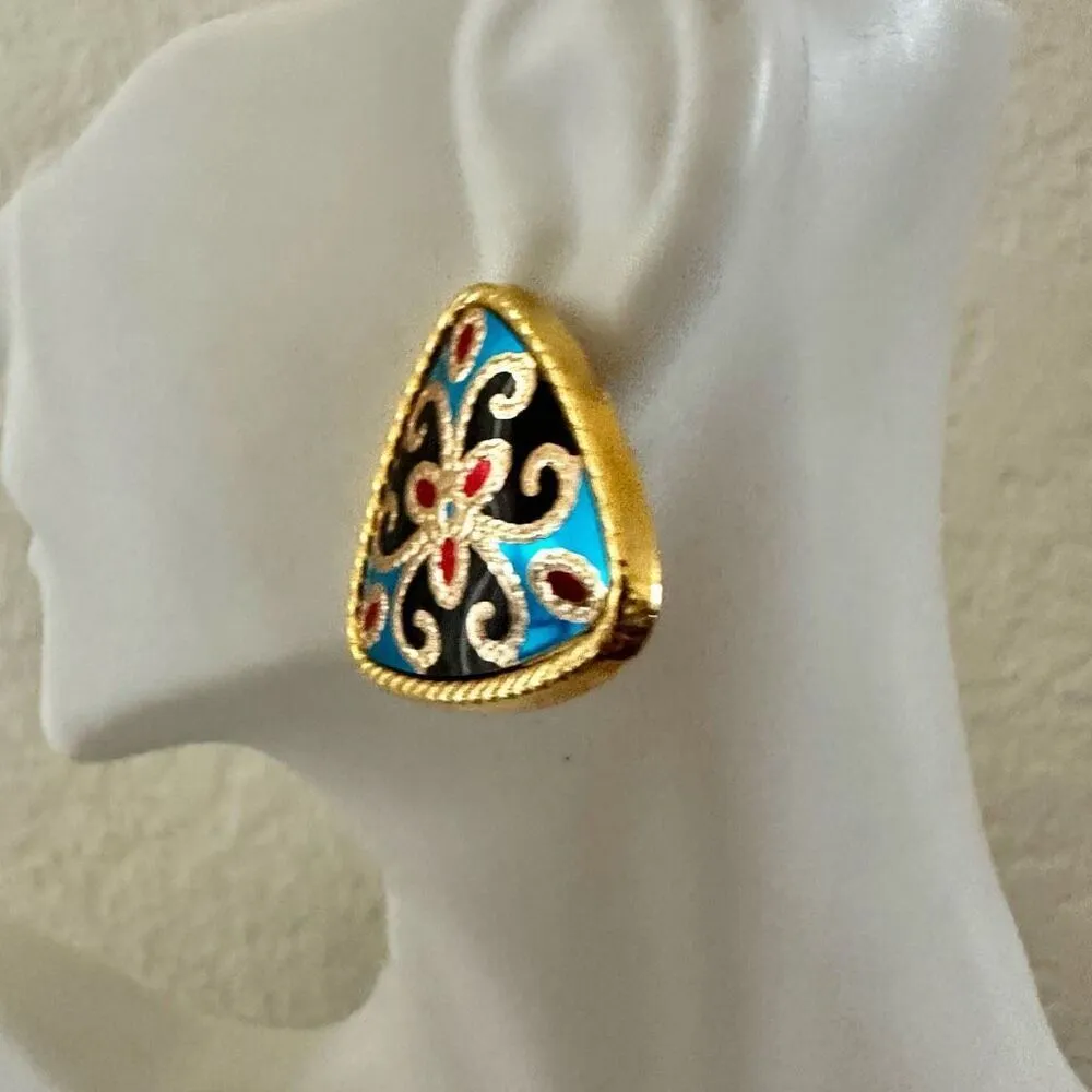 Avon Vintage Triangle earrings - Image 3