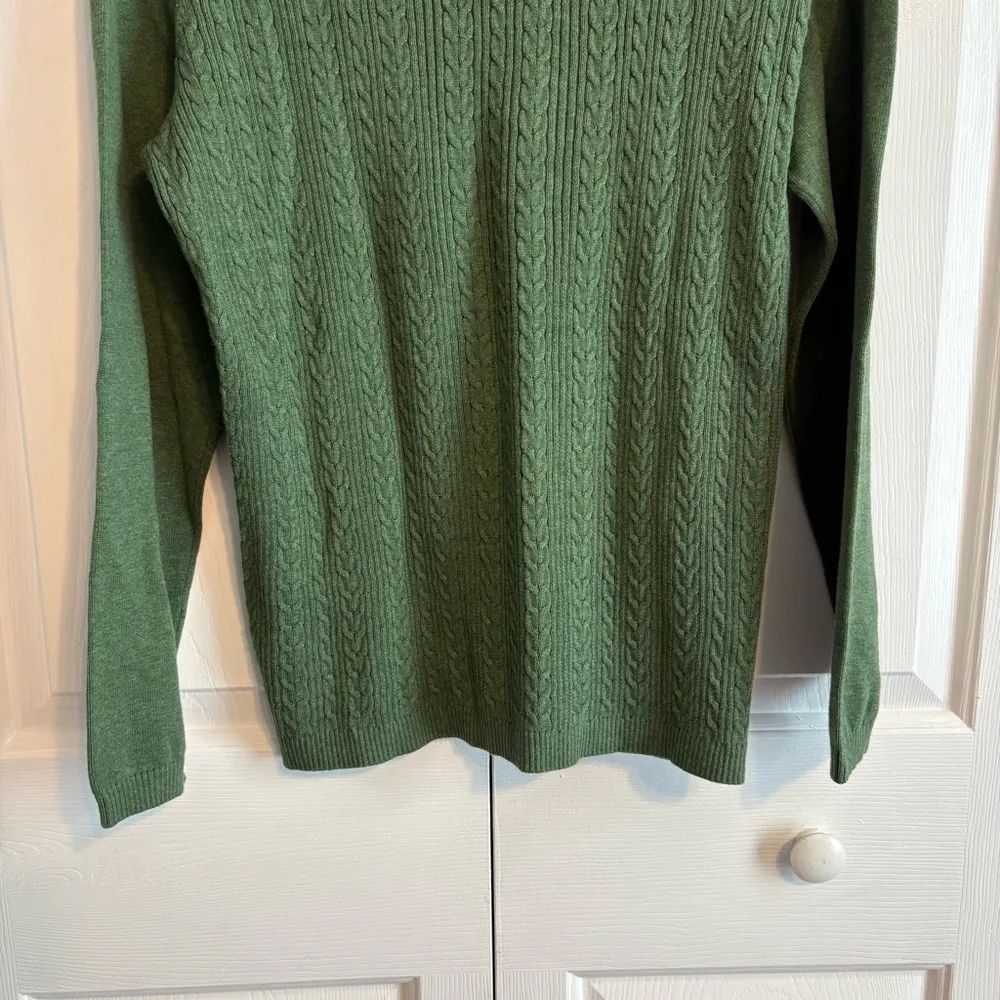 Talbots Forest Green Cable Knit V-Neck Sweater - Image 10
