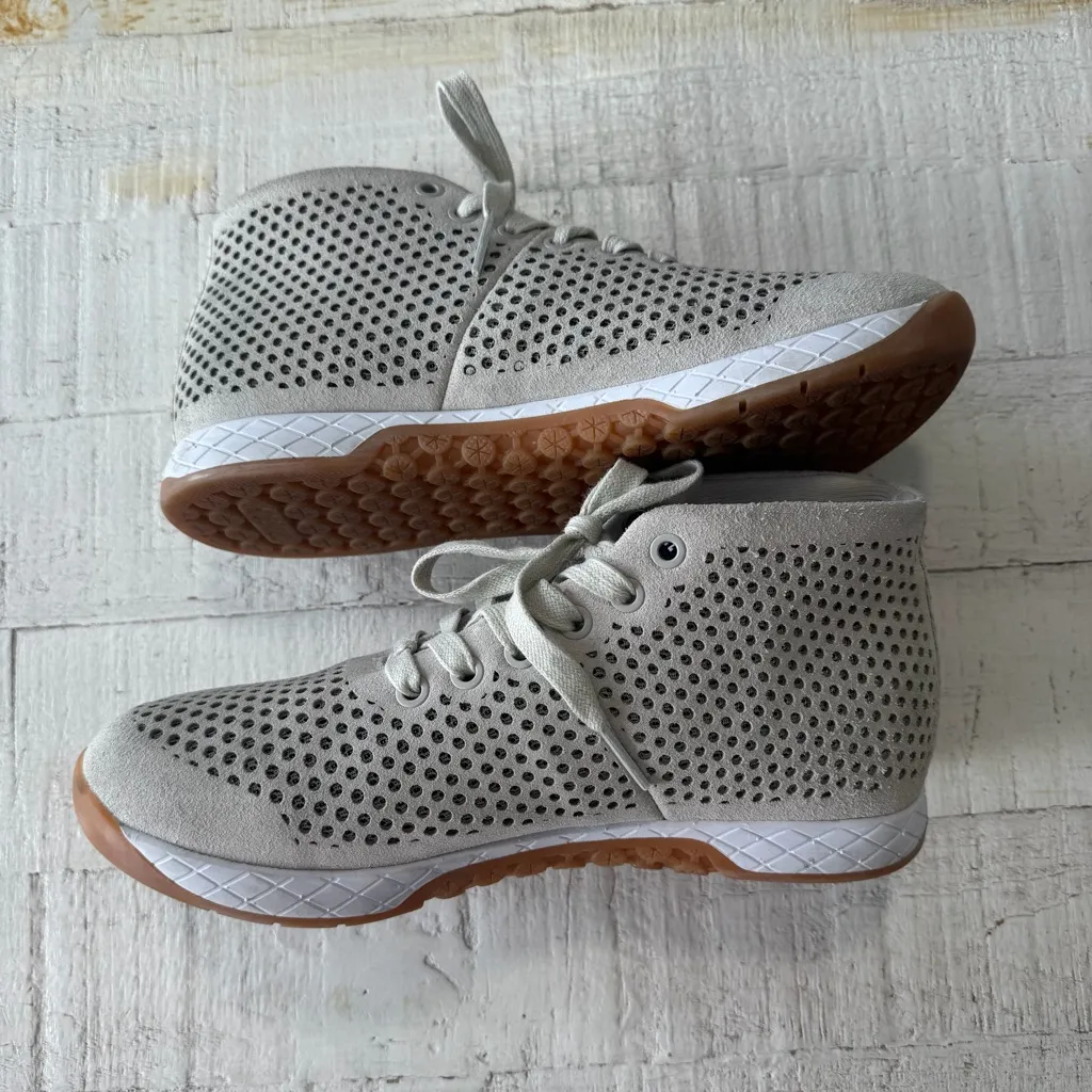 No Bull Suede Mid Trainers in Dust Women’s size 8.5 Men’s size 7 NoBull Sneakers - Image 8