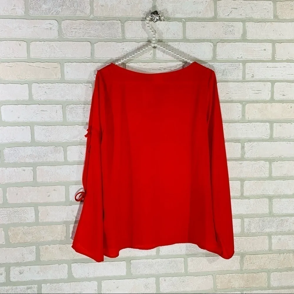 Kaileigh Stitch Fix NWT Rosella Cold Shoulder Top Size S - Image 9