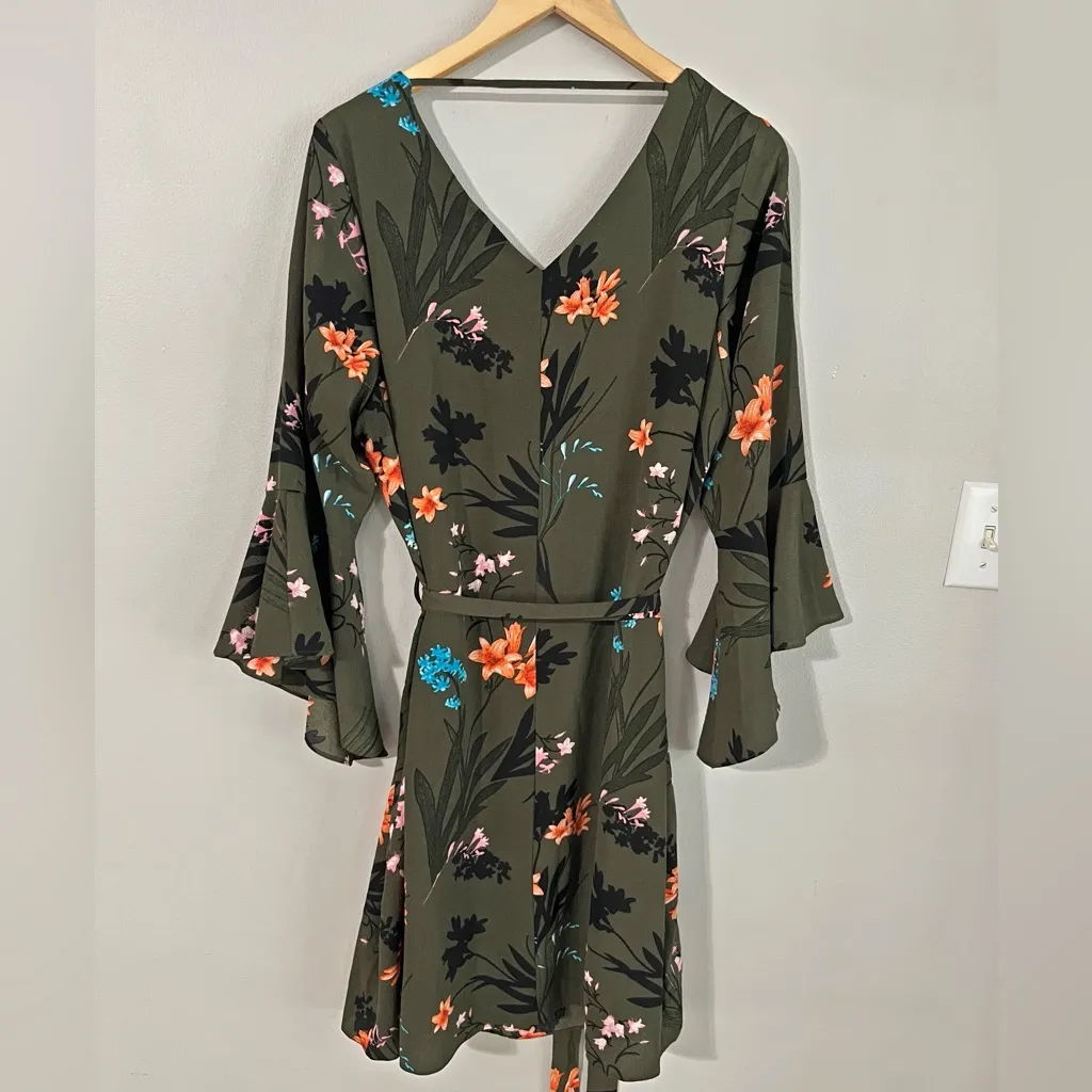 City Chic Floral Bell Sleeve Dress Army Green Wrap Style Tie Waist Size S/16 - Image 9