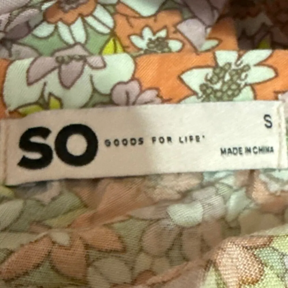 NEW SO Women's Multicolor Floral Long Sleeve Smocked Peplum Crop Blouse Top Sz S - Image 3