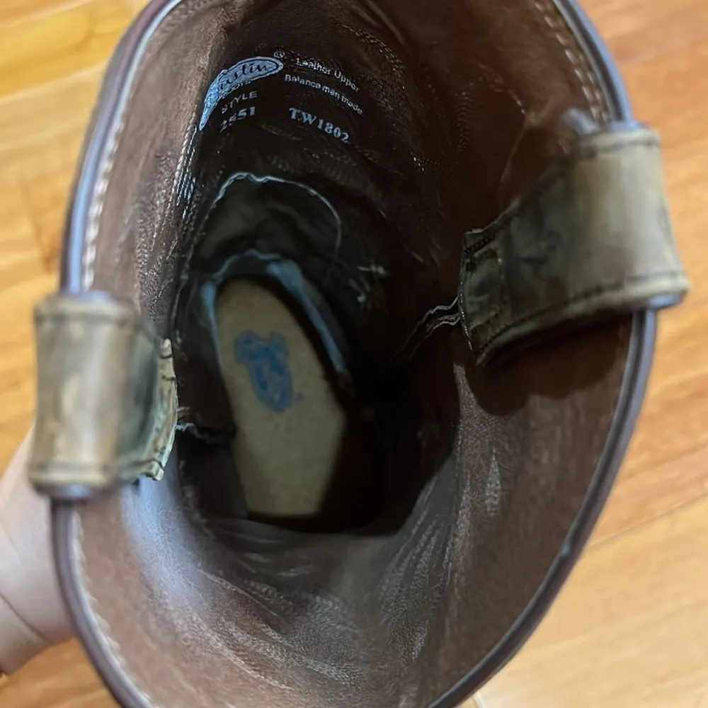 JUSTIN Men's New Stampede Huck Brown Boots 2551 size 9.5D - Image 11