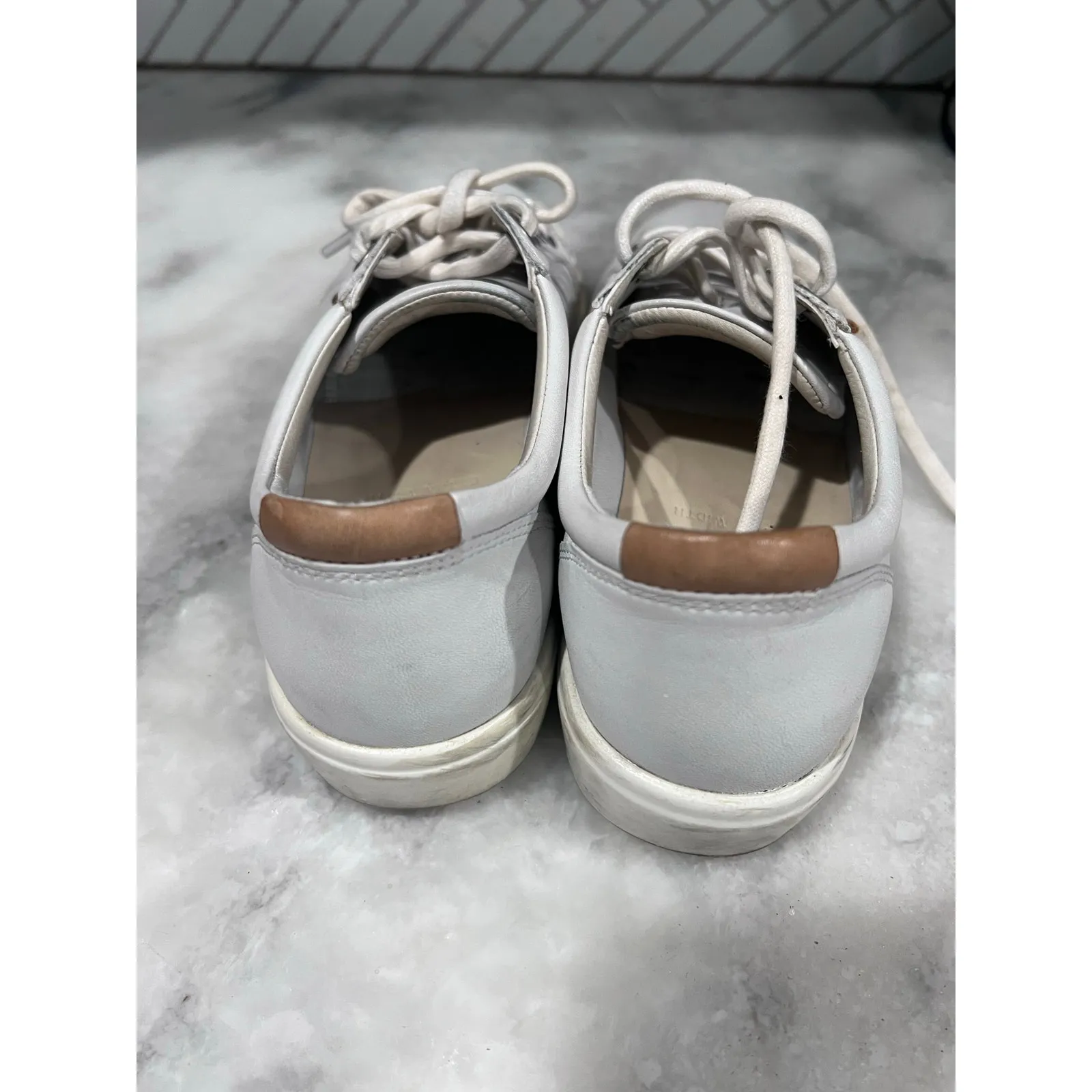 ECCO Soft 7 White Leather Sneakers Women’s 7 7.5 EU 38 Extra Width Comfort Shoes - Image 10