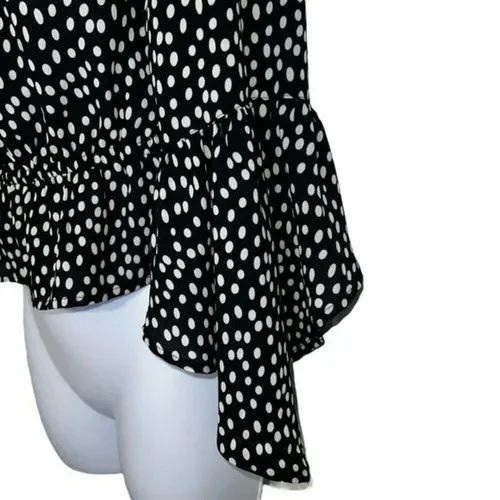 EXPRESS On/Off Shoulder Peplum Hem Belled Sleeve Black & White Blouse NWOT Small - Image 5