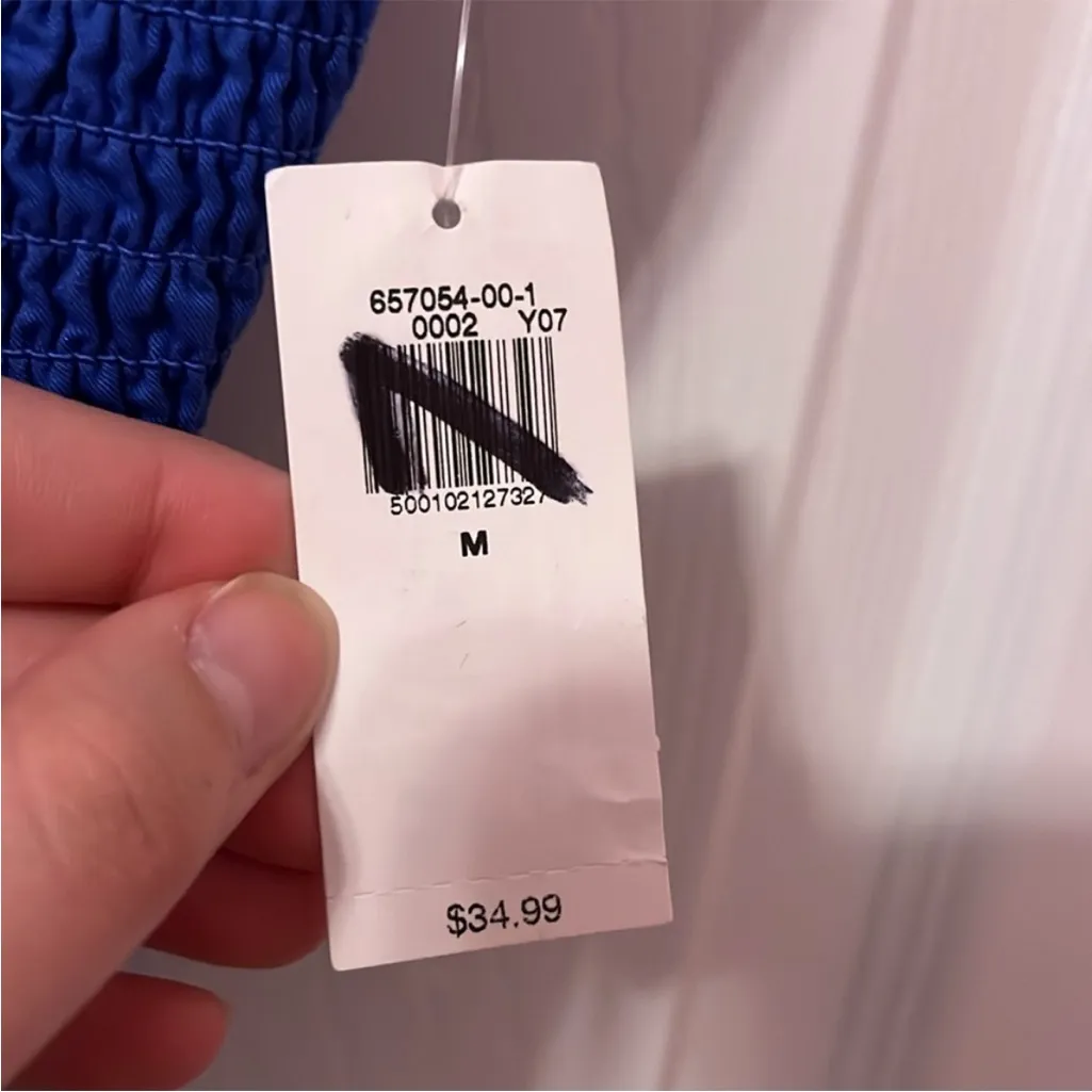 Old Navy Royal Blue Smocked Tank Top - Image 3