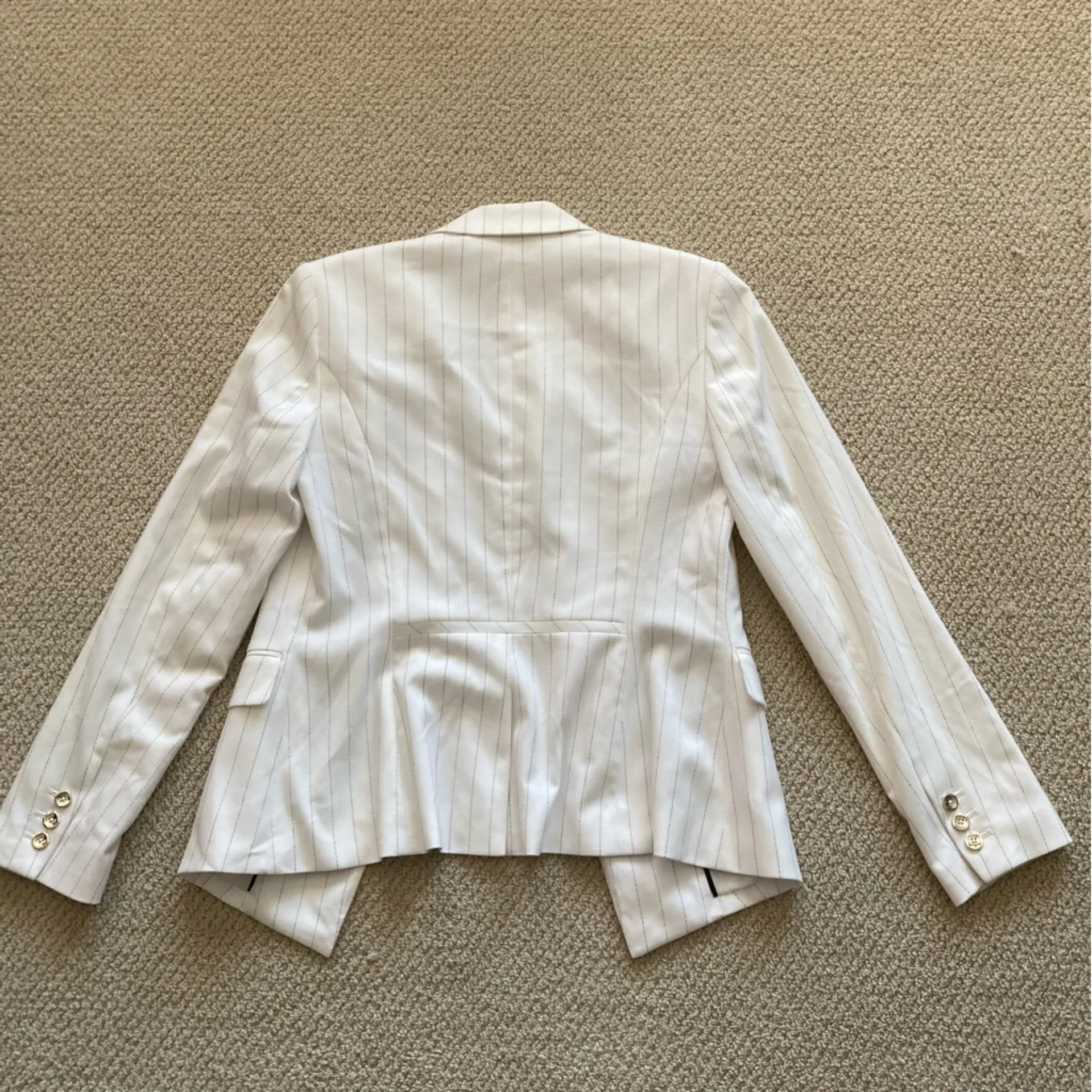 White House Black Market White Pinstriped Blazer Size 6 Suit Coat Soft EUC - Image 9